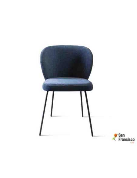 Silla con patas metálicas de diseño
