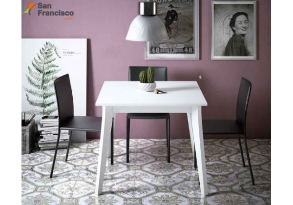 Mesas y sillas de comedor